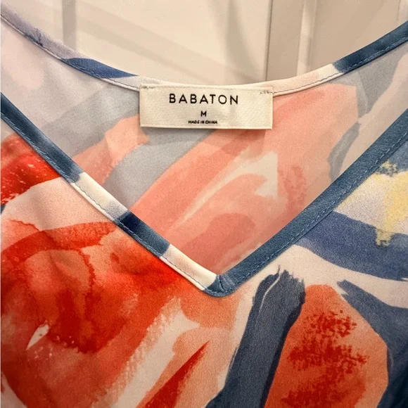 Babaton Multicolor Abstract V-Neck Top - Picture 4 of 4